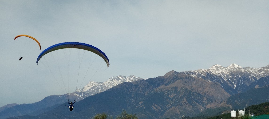 paragliding